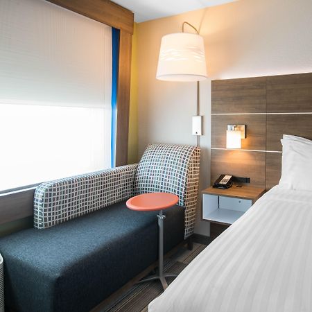 Holiday Inn Express & Suites Ludington By Ihg Kültér fotó